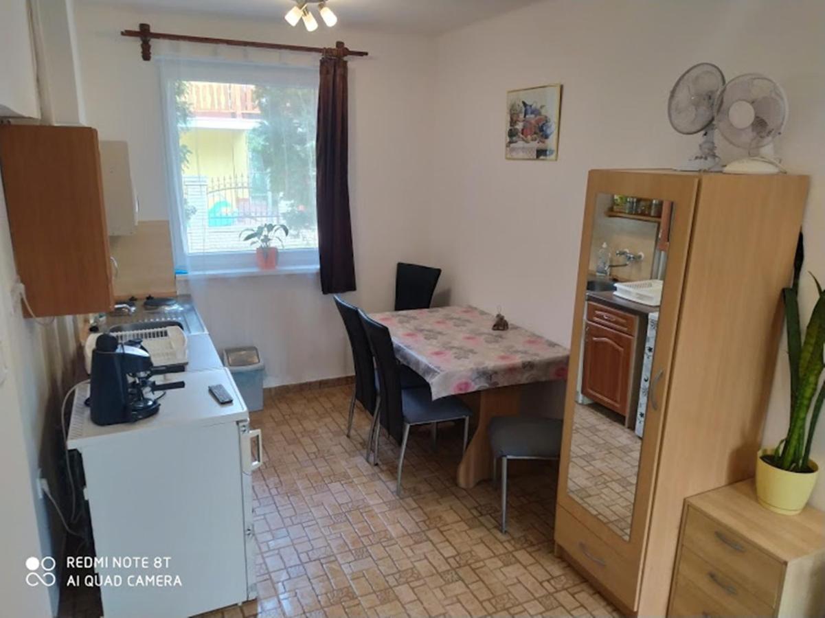 Marabella Apartmanok Hajdúszoboszló Eksteriør bilde